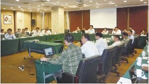 “總結(jié)交流,審時(shí)度勢(shì)<div id=