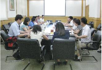 北京京儀集團總經(jīng)理一行蒞臨上自儀公司參觀交流 北京京儀集團總經(jīng)理一行蒞臨上自儀公司參觀交流